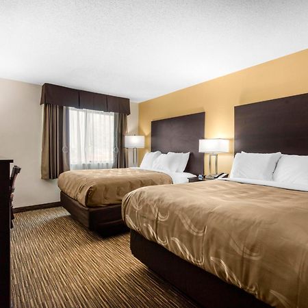 Quality Inn & Suites Metropolis I-24 מראה חיצוני תמונה