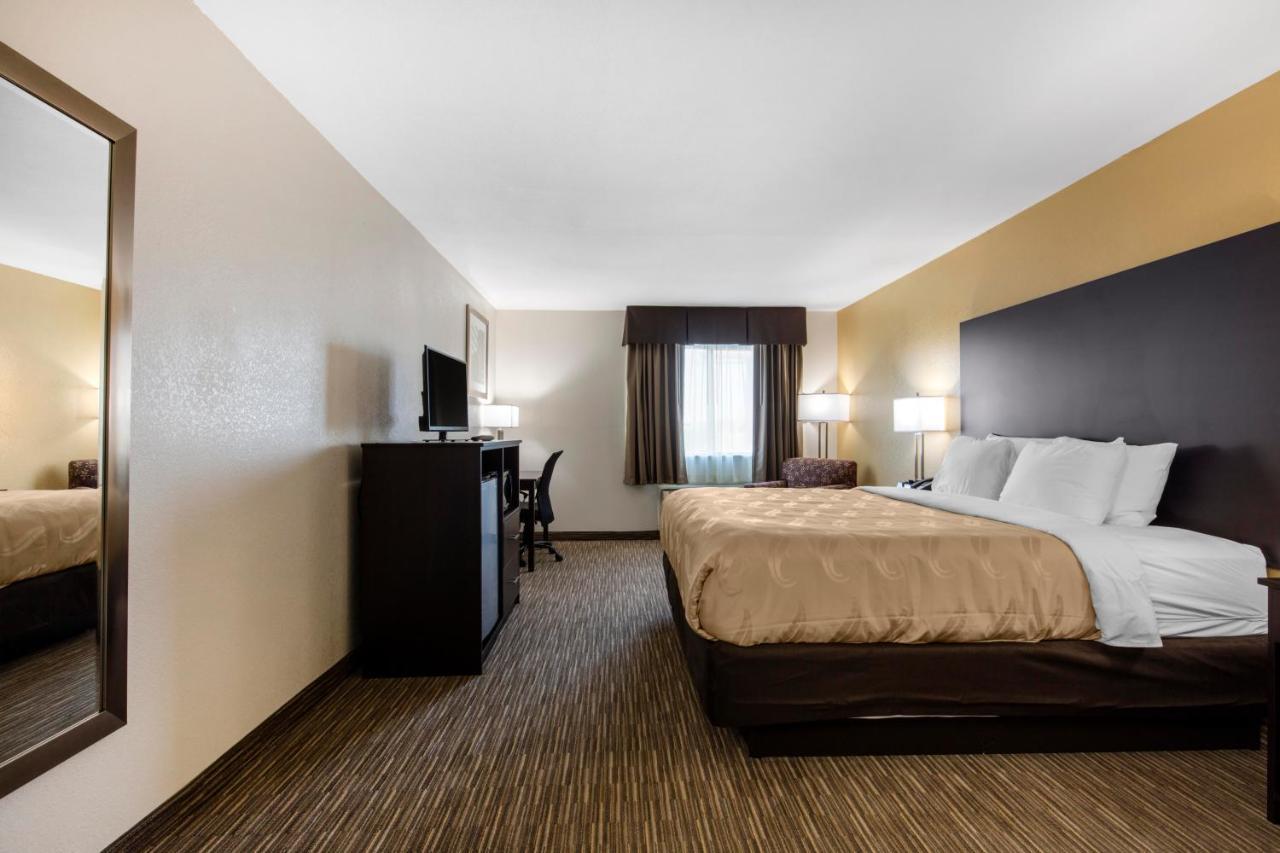 Quality Inn & Suites Metropolis I-24 מראה חיצוני תמונה