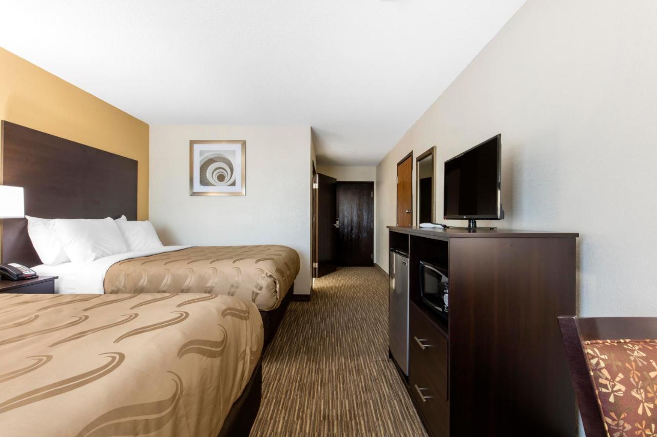Quality Inn & Suites Metropolis I-24 מראה חיצוני תמונה