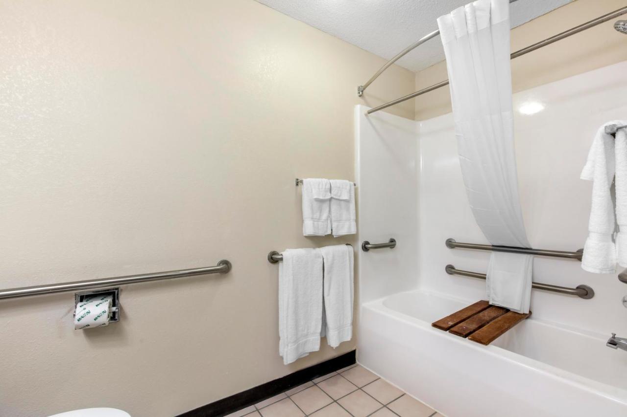 Quality Inn & Suites Metropolis I-24 מראה חיצוני תמונה