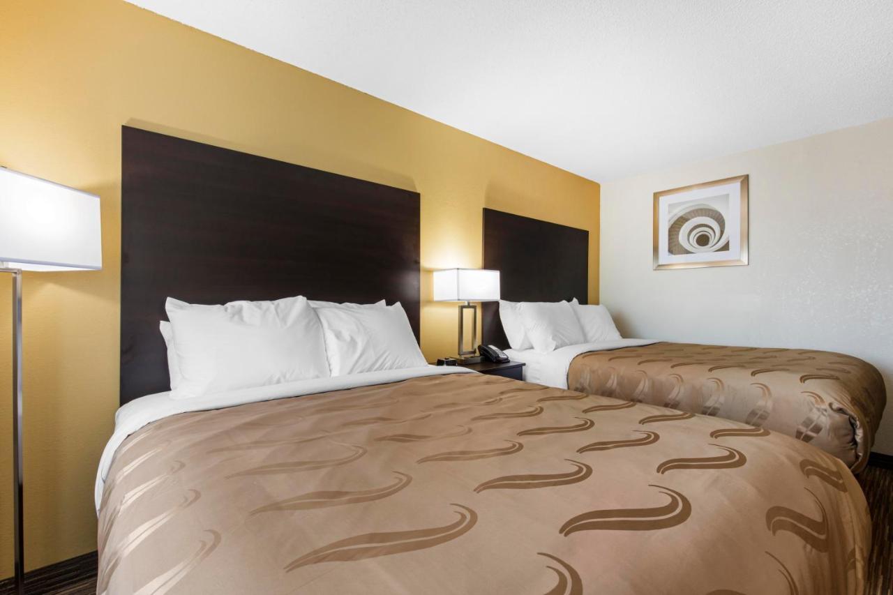 Quality Inn & Suites Metropolis I-24 מראה חיצוני תמונה
