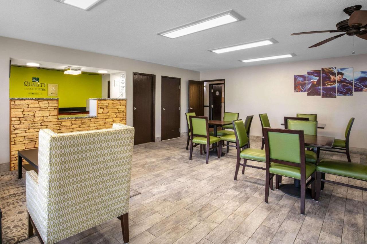 Quality Inn & Suites Metropolis I-24 מראה חיצוני תמונה