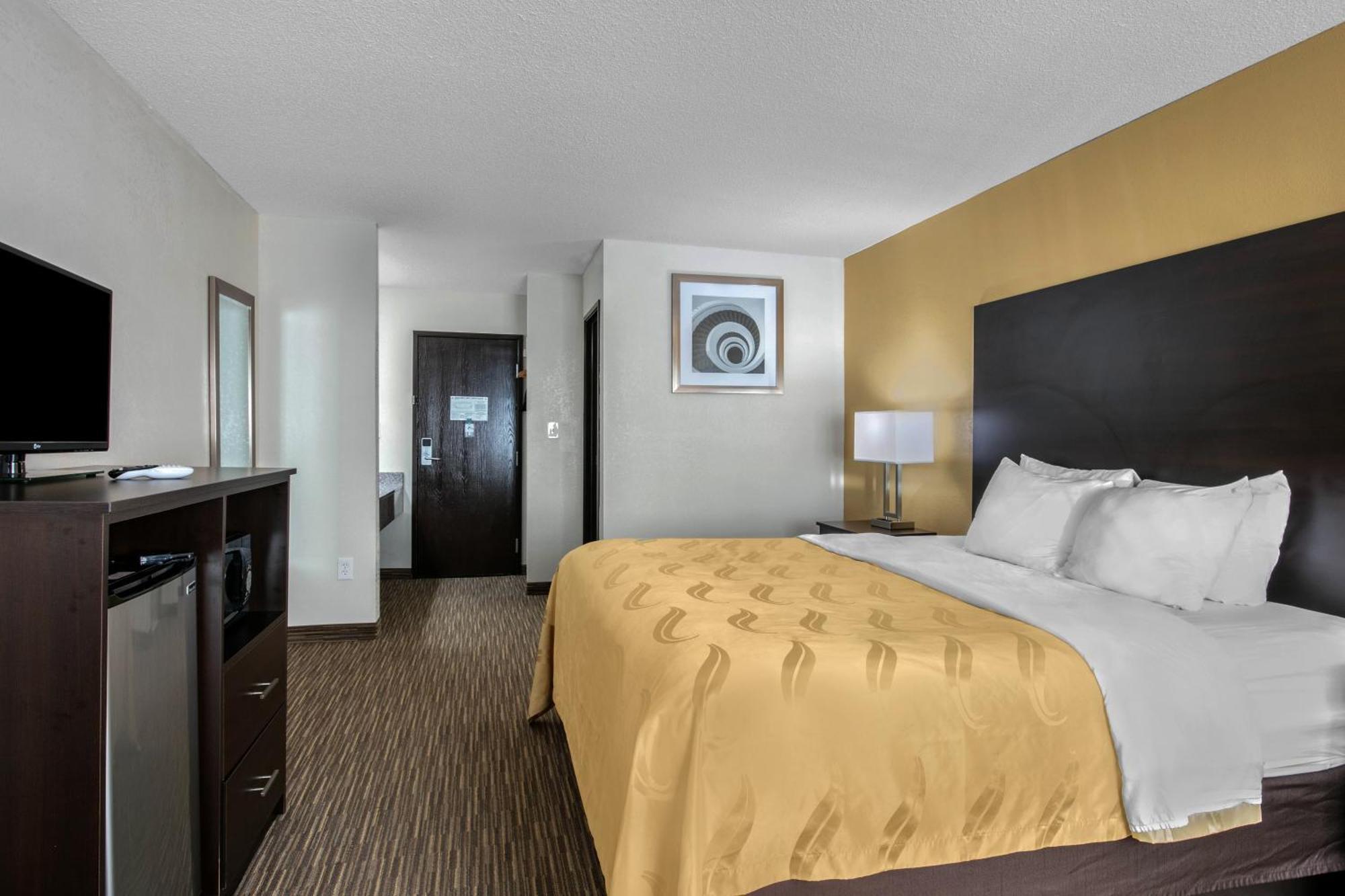 Quality Inn & Suites Metropolis I-24 מראה חיצוני תמונה
