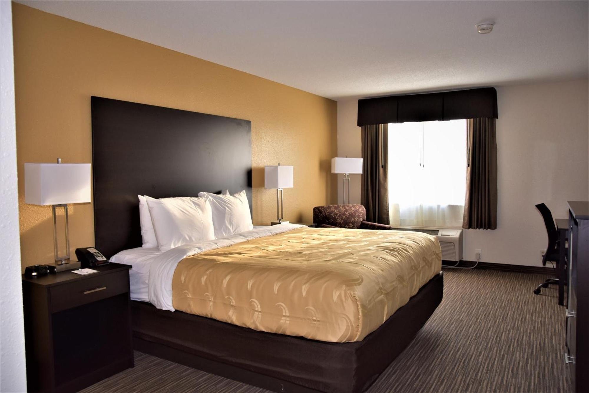 Quality Inn & Suites Metropolis I-24 מראה חיצוני תמונה